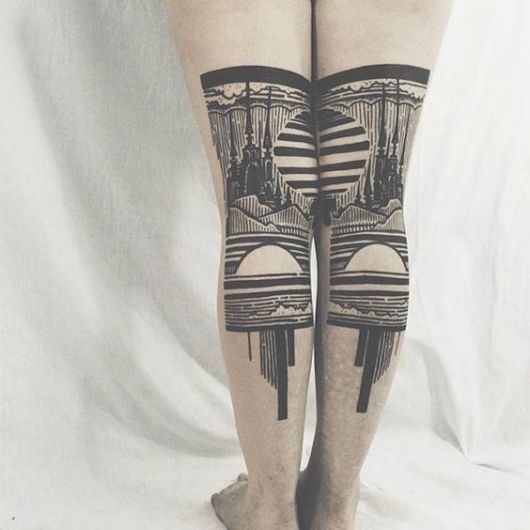 50 fantastiche ispirazioni per i tatuaggi delle gambe maschili!