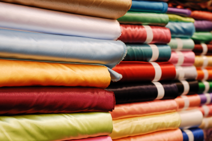 Tessuti per abiti da festa: 10 opzioni e consigli su come scegliere!