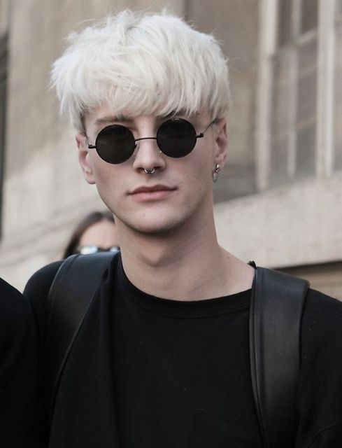 Men's bleached hair: 30 inspirations with tips and care!