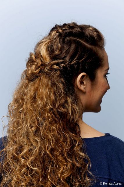 Peinados para cabello rizado: ¡65 ideas perfectas, consejos y bricolaje!
