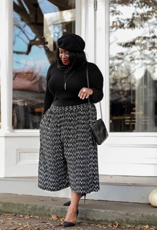 Pantaloni Pantacourt Plus Size – Come indossarli? + 34 bellissimi look!