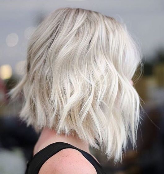 Cheveux blonds courts – 50 nuances blondes parfaites pour les coupes courtes !