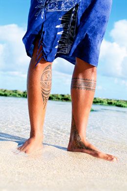 Surfer Tattoo – Significato + 30 idee per uomini e donne