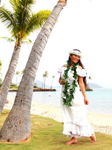 Abito hawaiano: bellissimi modelli, consigli per indossarlo e dove acquistarlo